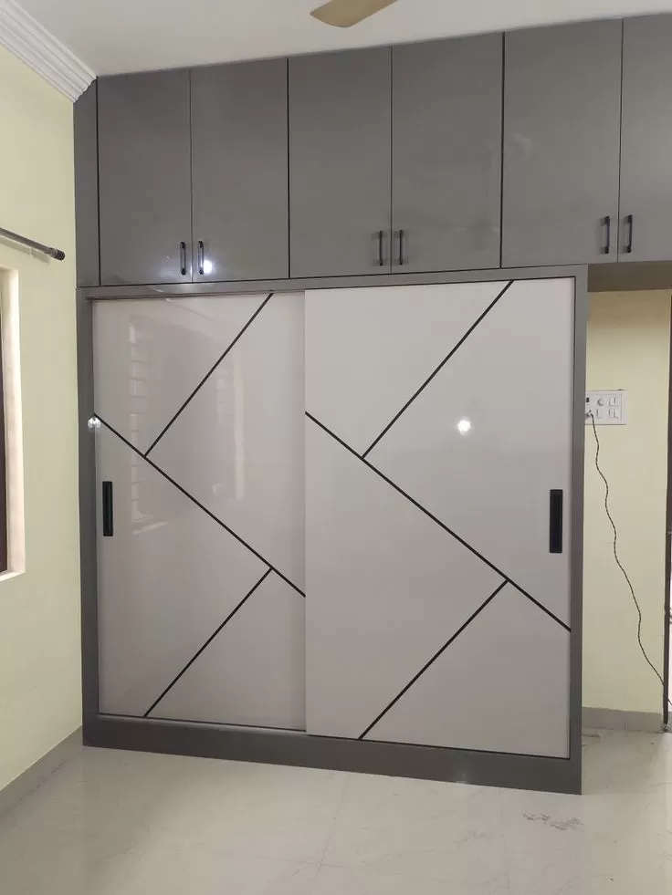 Sliding wardrobe - Modern Interior Design by Green's Windows